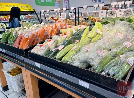 现场吃瓜成都,现场一幕幕笑料百出